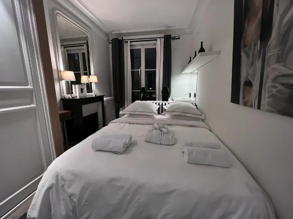 Eiffel Apartamento