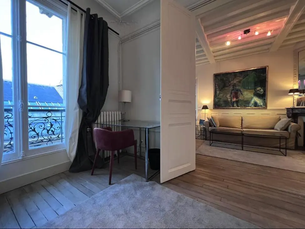 Apartamento Eiffel *